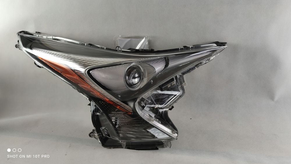 toyota prius iv full led prawy reflektor lampa prawa