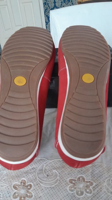 Продам мокасины новые кожаные