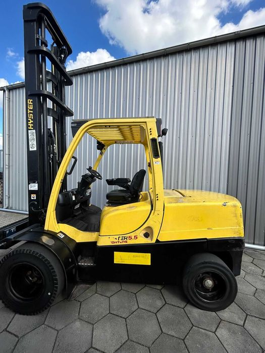 Wózek widłowy Hyster 5.50 Diesel 5500 kg x 600 mm wolny skok, maszt 5950 mm, opony pełne, bliźniaki, cena brutto UDT
