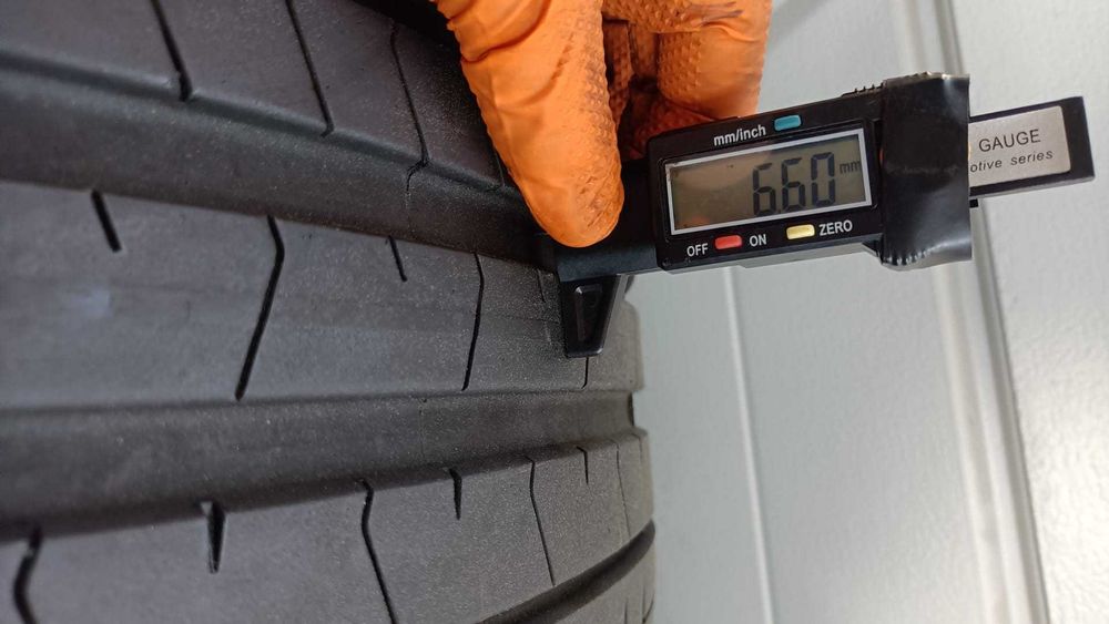 2x 255/40R21 PIRELLI P Zero, bieżnik 6,60 mm, letnie, rok produkcji 2024, super stan!