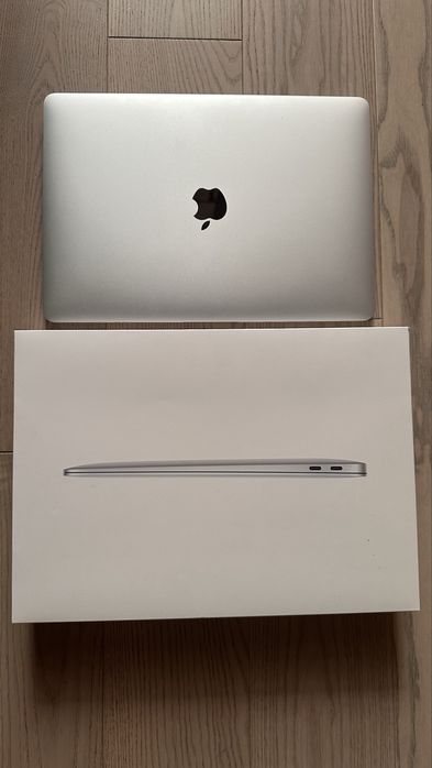 MacBook Air M1 в ідеальному стані