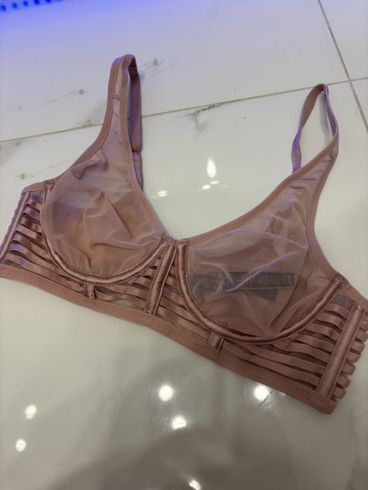 Бюстгальтер  так трусики від відомого бренду victoria's secret