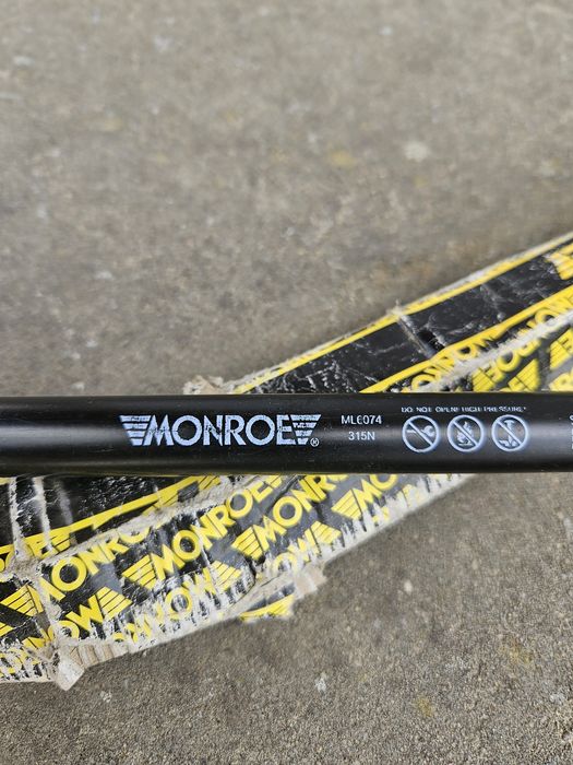 Sprężyna gazowa pokrywy silnika monroe ml6074
