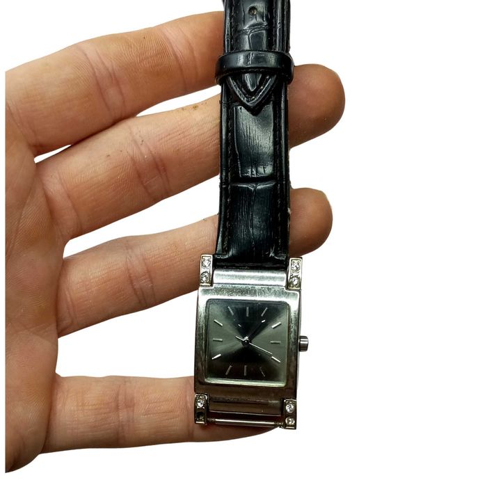 Zegarek z Avon SR 626 SW