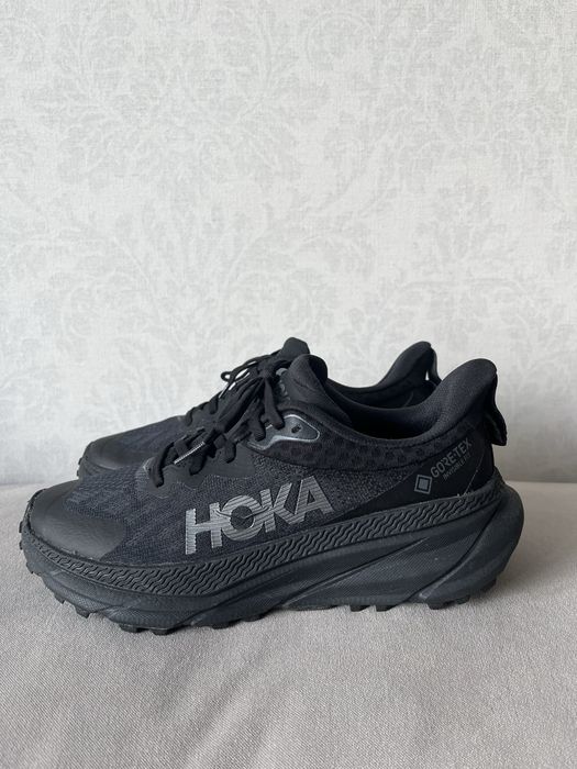 Кросівки Hoka M Challenger  чк нові , устілка 24,5 см