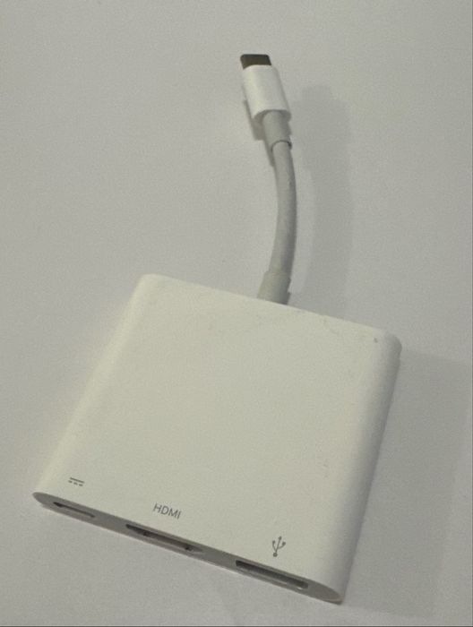 Mac book Air M1 + przejsciówka