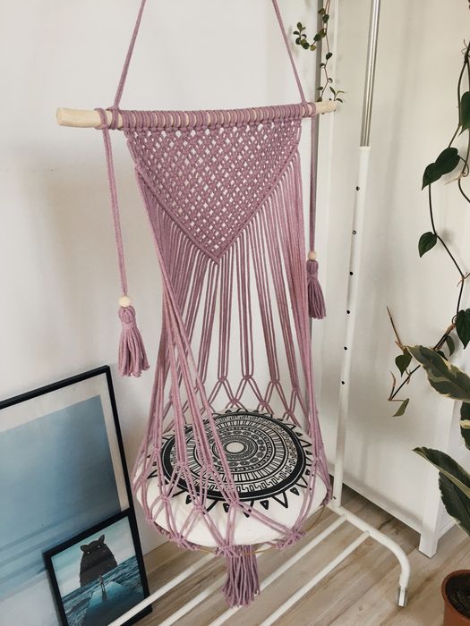 Hamak boho huśtawka dla kota diy makrama kolor brudny róż