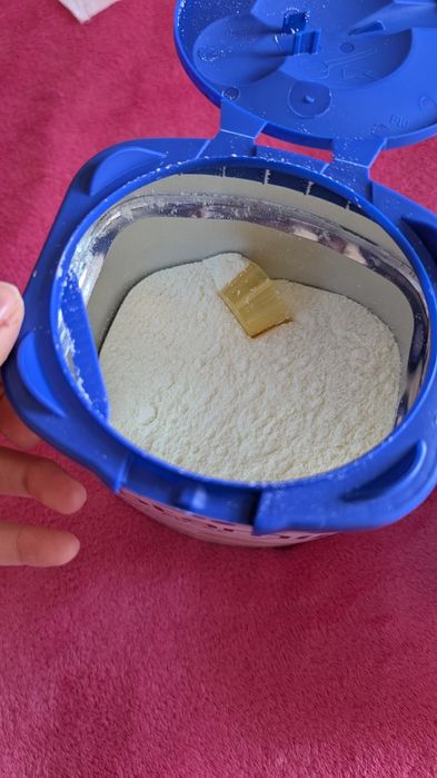 2 latas de fórmula infantil aptamil AO AC