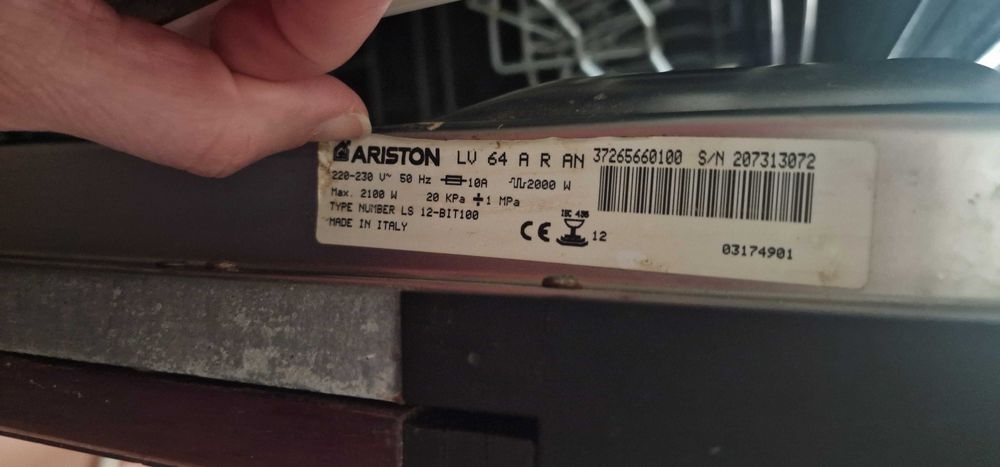 Máquina Lavar Loiça Ariston para peças