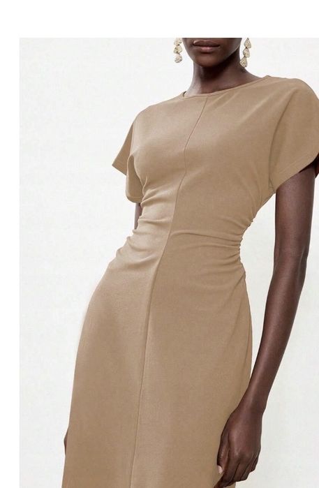 Sukienka twarzowy kolor