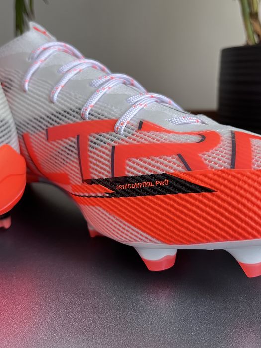 Puma Ultra 5 Ultimate оригінал бутси розмір 42-42.5-43 нові 108159-01