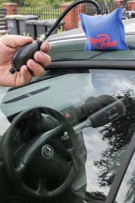 Awaryjne otwieranie Aut... Samochodów