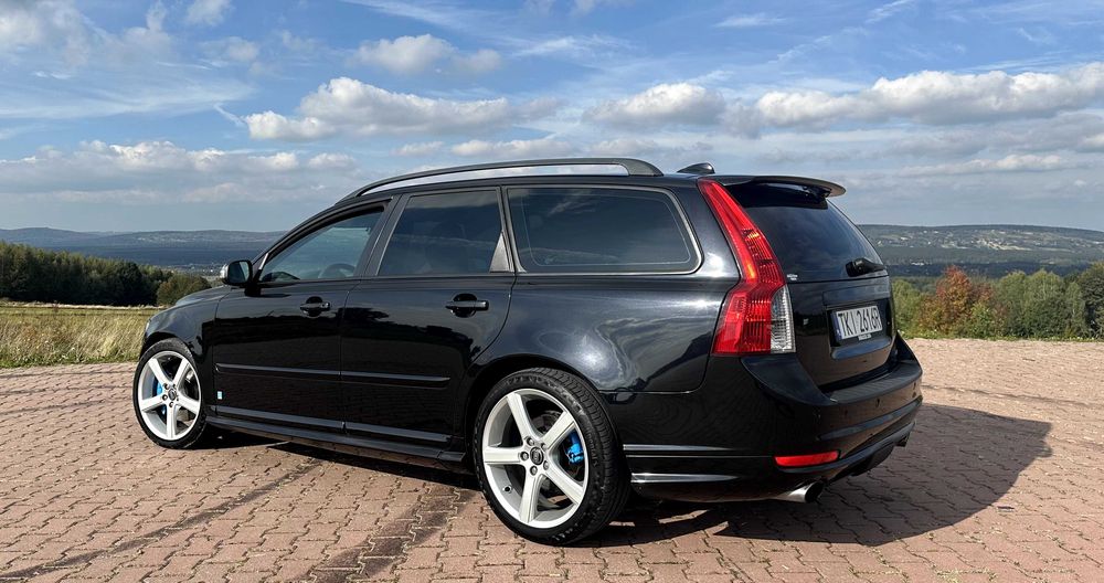Volvo V50