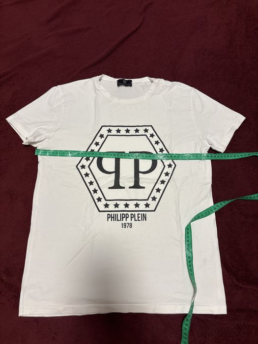Продам фудболку оригінальну чоловічу Philipp Plein  p.m