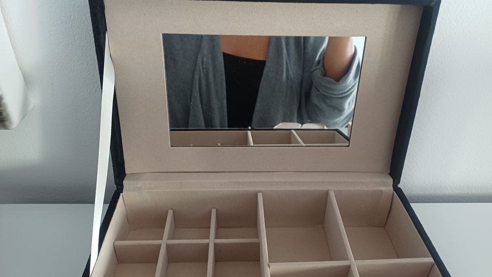 Caixa de jóias preta (nova)