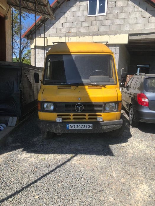Продам роботягу Mersedes 307D