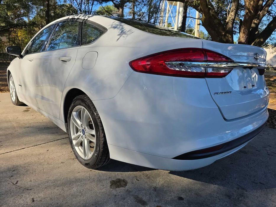 Ford Fusion Titanium      2018