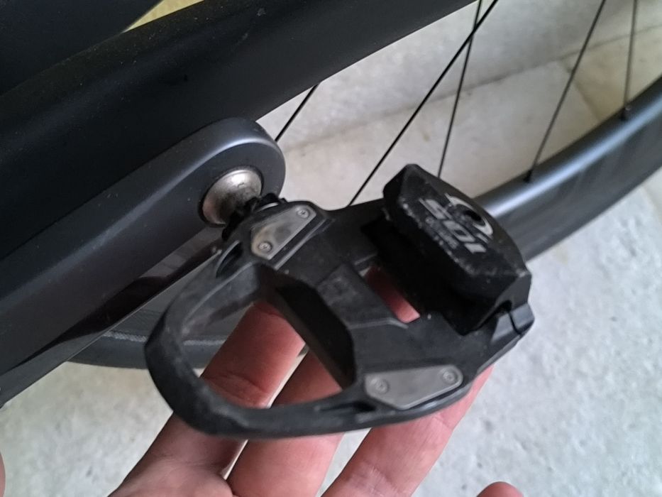 Pedais Shimano 105