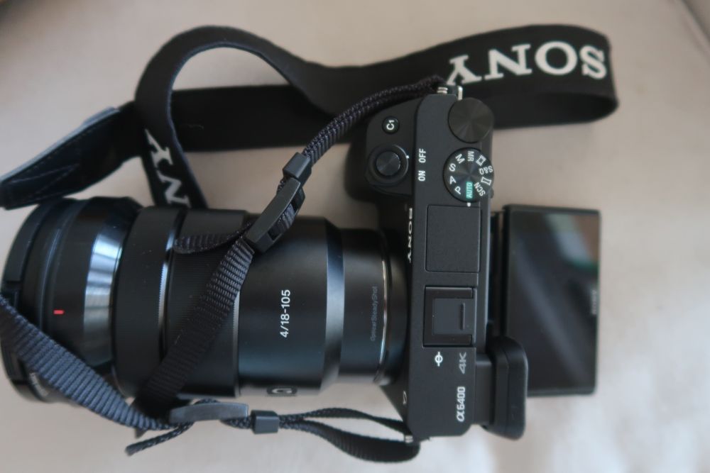 Máquina fotográfica Sony A6400