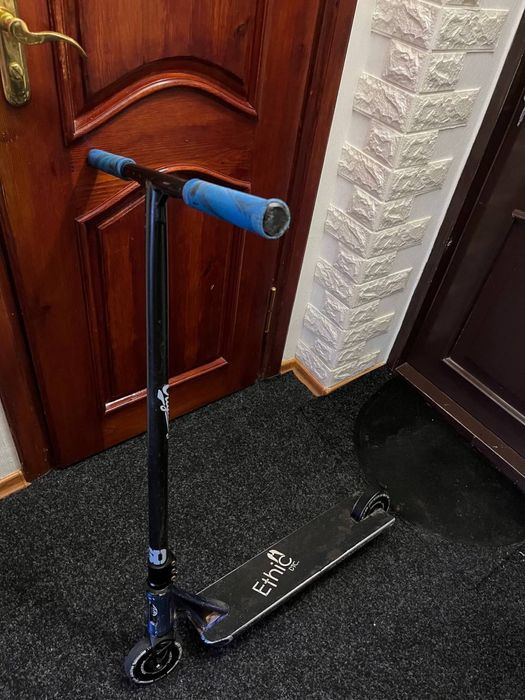Трюковий самокат Best scooter ТОРГ МІНІМАЛЬНИЙ!!