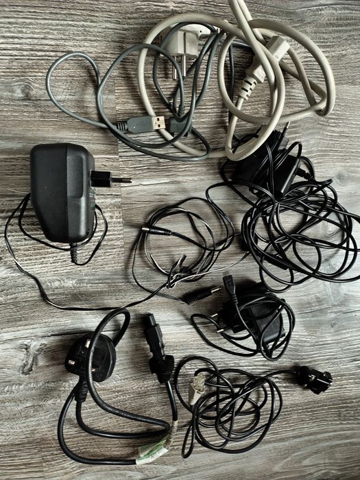 Ładowarka kable do komputera