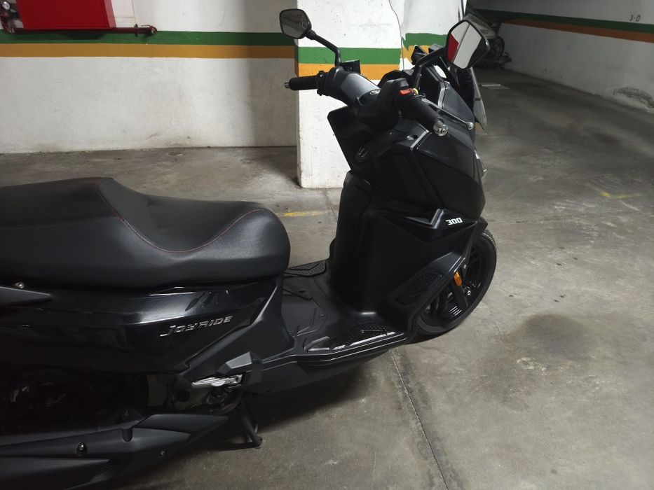 scooter SYM 300 CC.