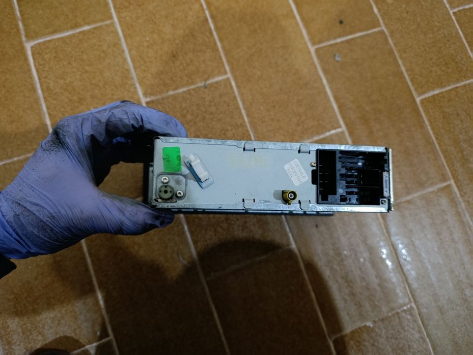 Vendo radio original Audi A4 B6