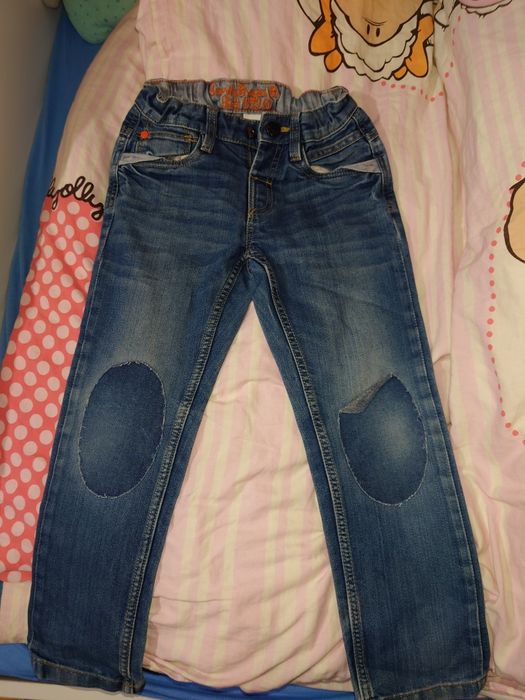 Spodnie jeans roz 122 dla chłopca