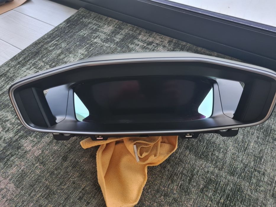 Quadrante conta km painel de instrumentos 
Peugeot 208 ou 2008