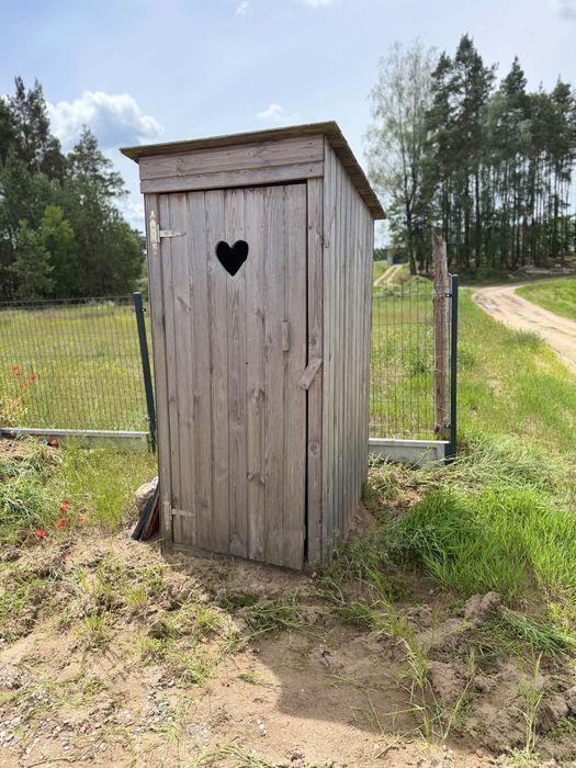 Toaleta WC drewniane