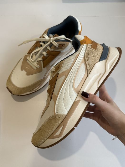 Puma Mirage.