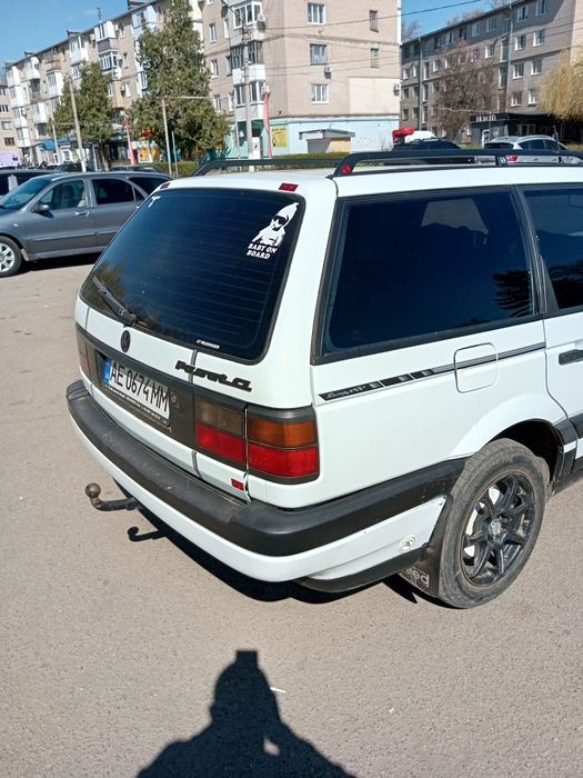 Пассат Б 3.газ , бензин универсал