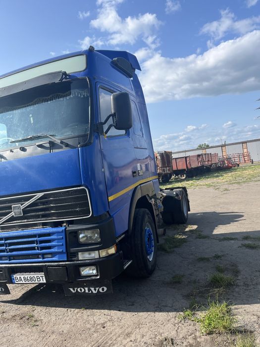 Продам тягач вольво