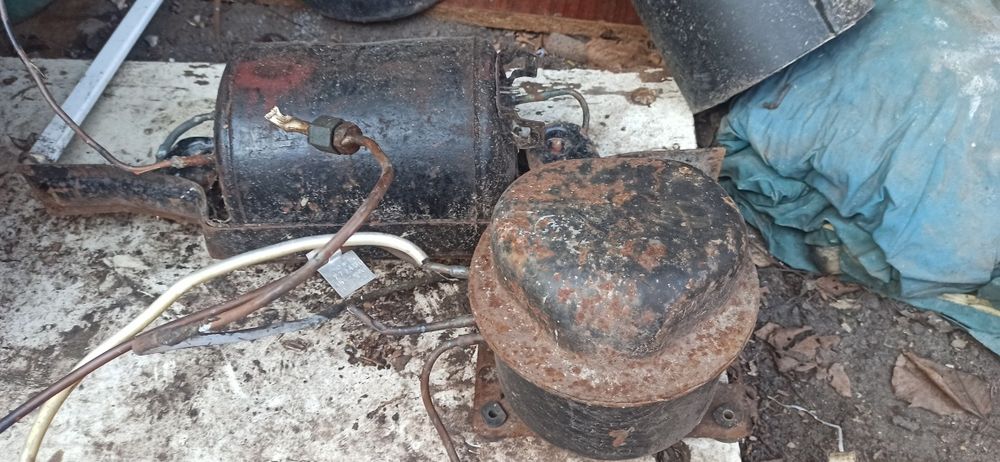 Запчастини на холодильник