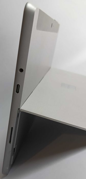 Tablet Microsoft Surface Go 1824 10" 4GB/64GB z zasilaczem [TAB66]