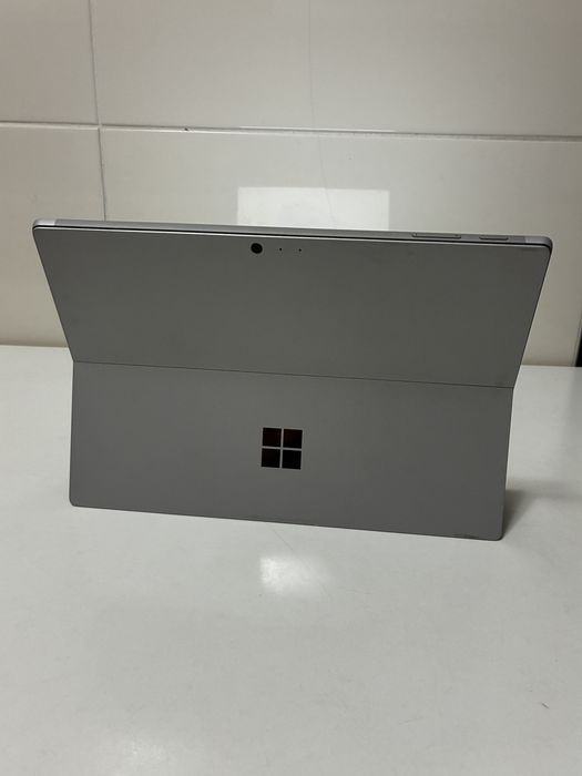 Surface pro 6 Windows 11