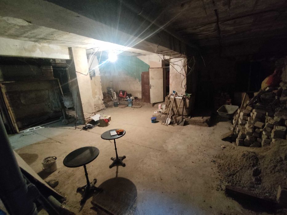 Собственник Продам помещение улица Деревянко 38