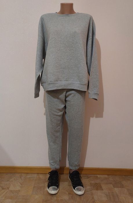 Зручний костюм 52-54 розміру