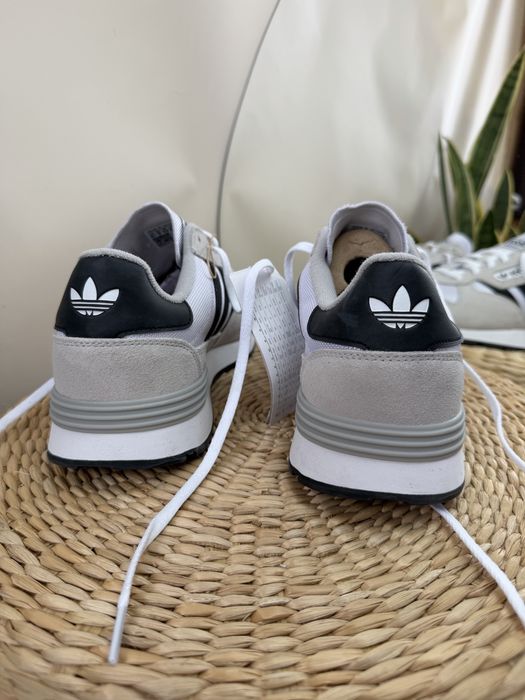 Снікерси Adidas Treziod 2.0 IH3801: 2 800 грн. - Кроссовки для