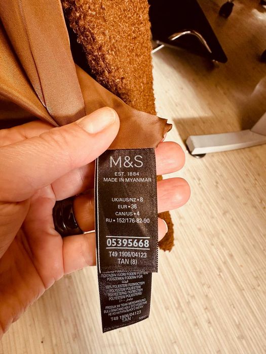 Пальто/екошубка, M&S, в ідеальному стані, коричневе, розмір EUR 36
