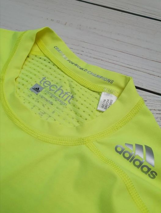 Компрессионная, термо футболка ADIDAS TECHFIT