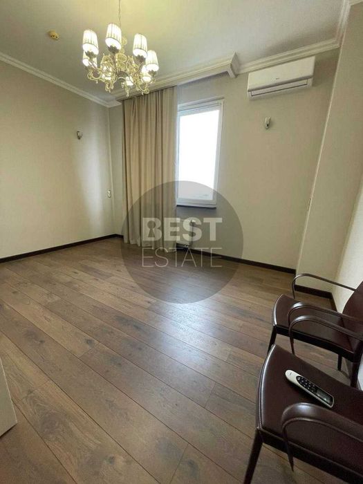 Центр! ЖК "Пионер", ул.Тринклера 9. Сумской рынок,метро "Университет"