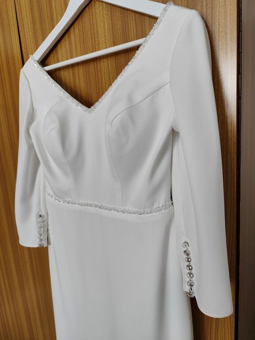 Elegancka suknia ślubna + długi welon