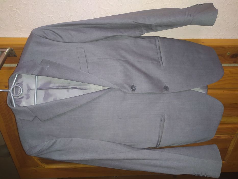 Мужской костюм VD One шерсть