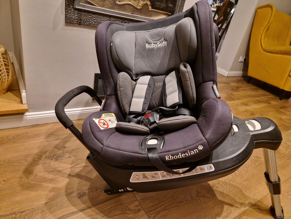 Fotelik 360 isofix