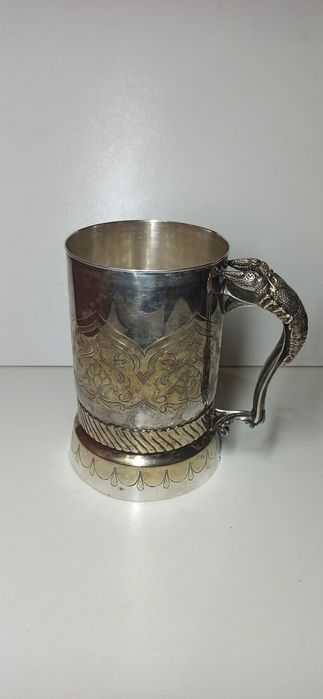 Срібний пивний келих