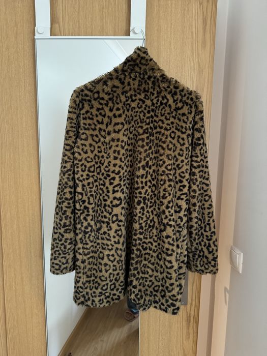 Vendo casaco da Zara em pelo sintético