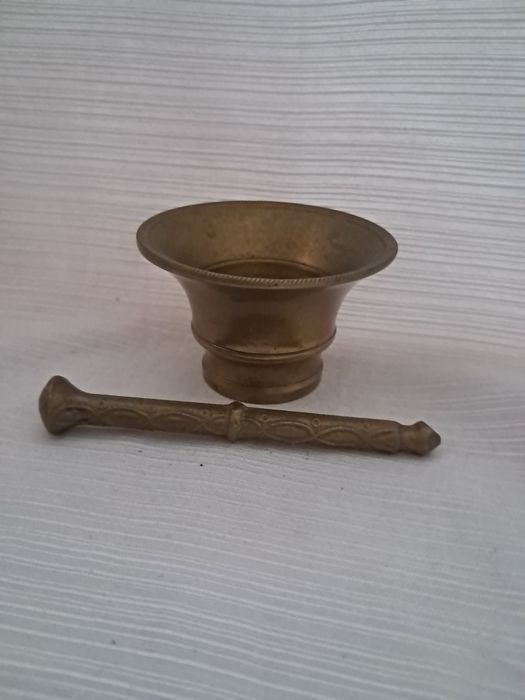 Moździerz z mosiądzu