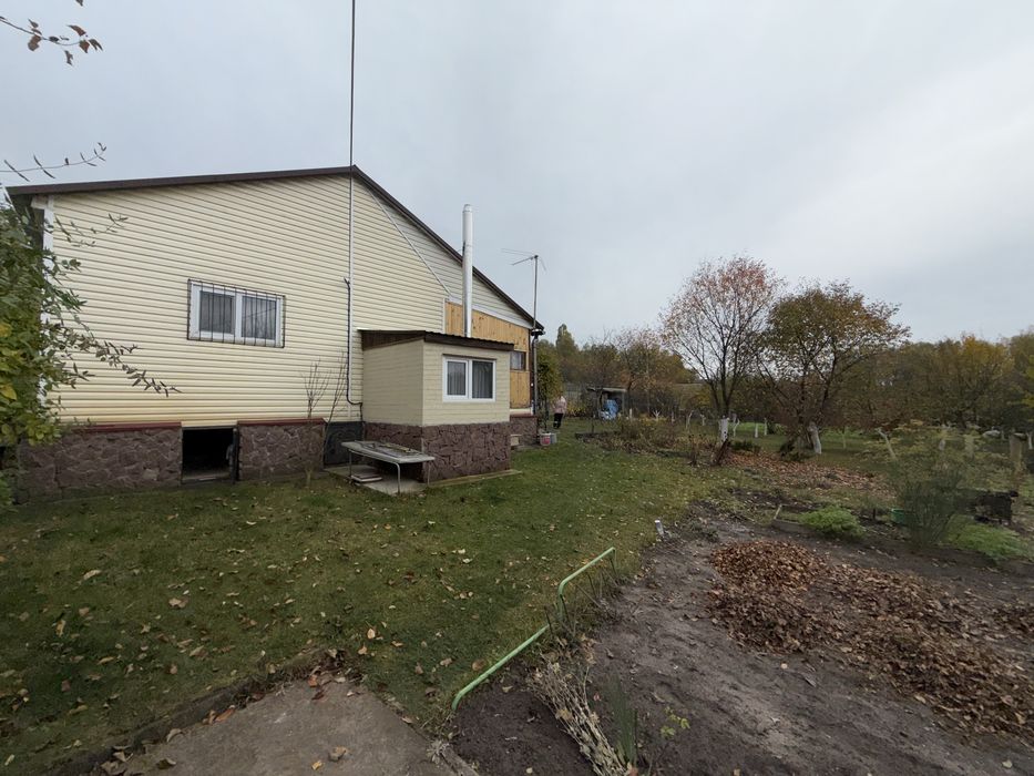 Продаж будинка в 30хв від Броварів з ремонтом і меблями