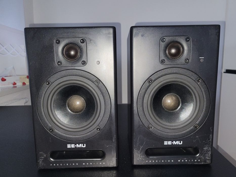 Kolumny Creative EMU PM5